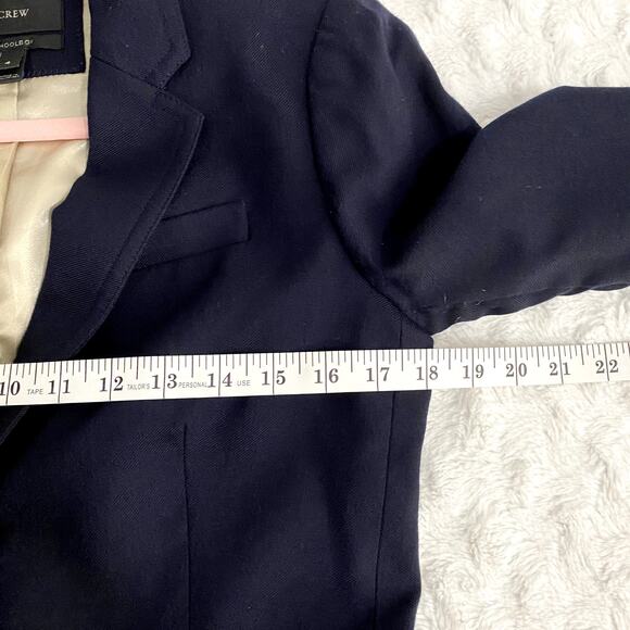 J. Crew Navy Original Schoolboy Wool Blend Preppy Classic Office Blazer 4 - Picture 8 of 9